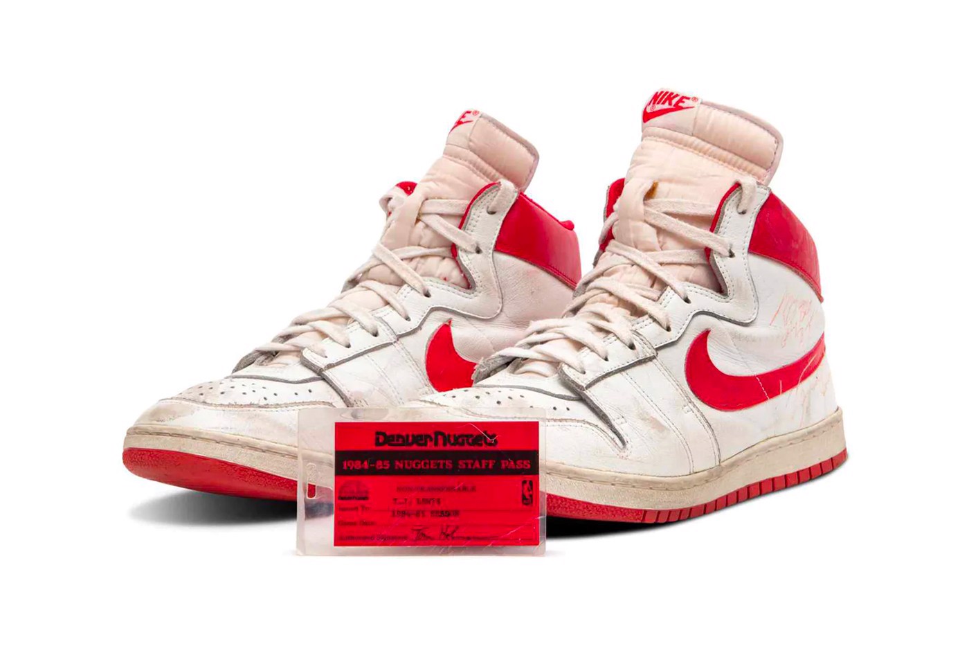 10 đôi sneaker đắt giá nhất mọi thời đại-5.jpg