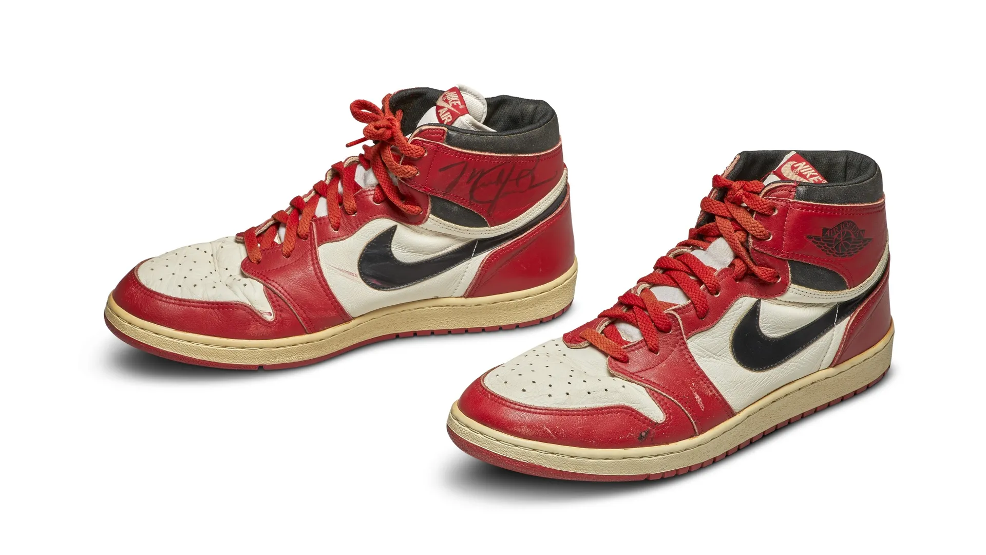 10 đôi sneaker đắt giá nhất mọi thời đại-9.webp