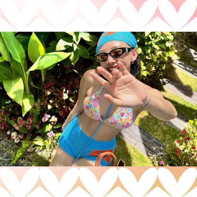 3 kiểu váy ngắn màu trắng bật chất resortchic cho mùa Hè 2025-9.webp