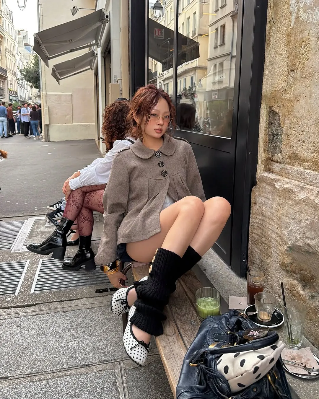 4 chiếc áo dạ chống chịu lạnh giá mùa Đông 2025-3.webp