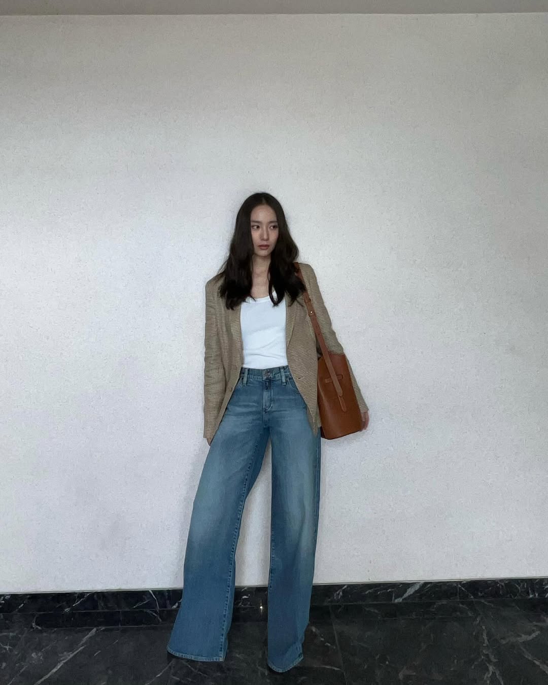 5 lối phối vest tô điểm khí chất cho những cô nàng hiện đại-3.jpg