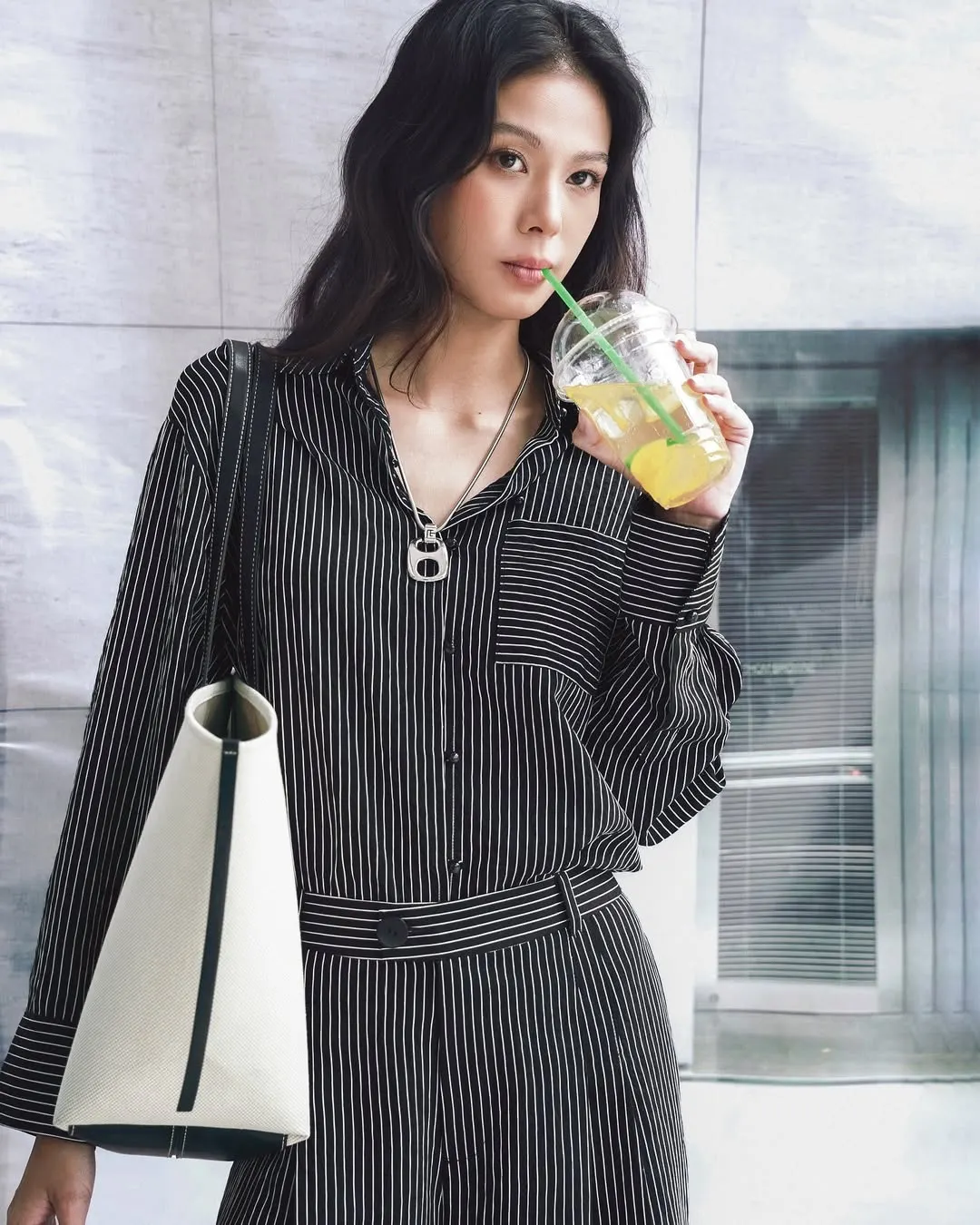 7 lựa chọn sơ mi chất lượng cho ngân sách dưới 1 triệu đồng-4.webp