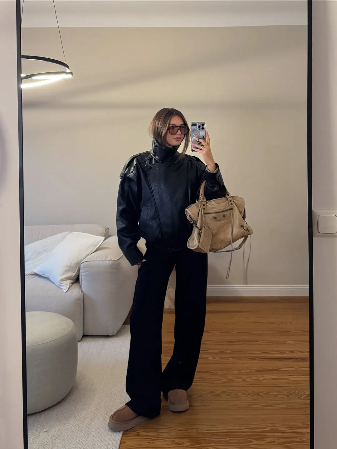 8 kiểu áo khoác đang gây bão mùa ThuĐông 2025-2.webp