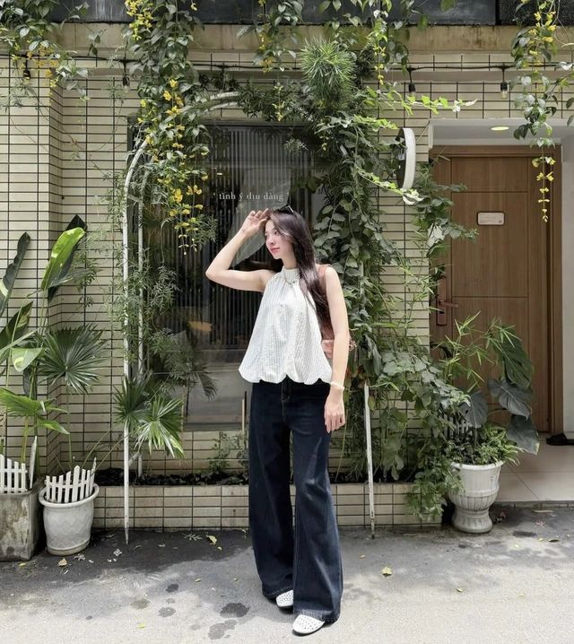 Áo bí phồng tôn lên đôi vai trần chinh phục mọi ánh nhìn-2.webp