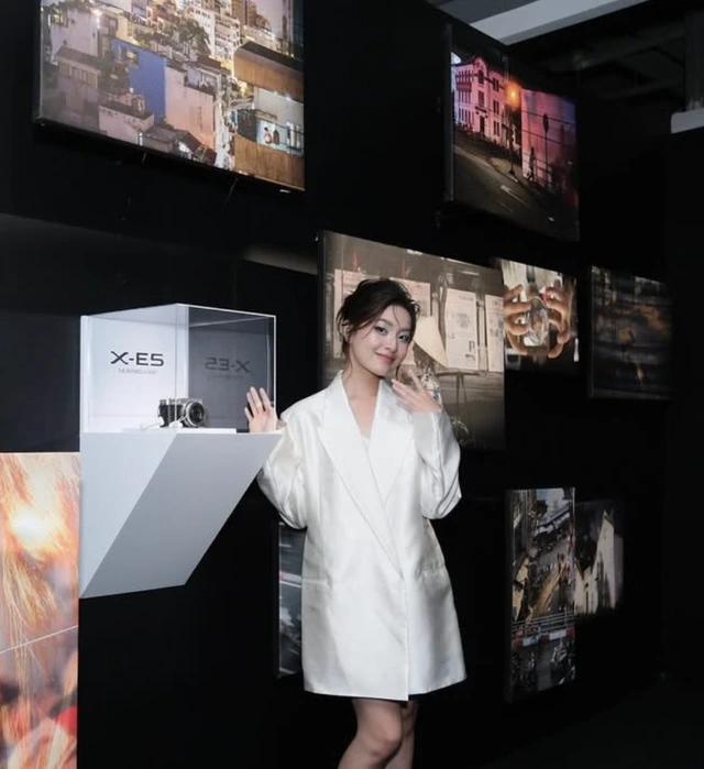 Áo blazer giúp nàng khoác lên mình hình ảnh quý cô hiện đại-4.webp