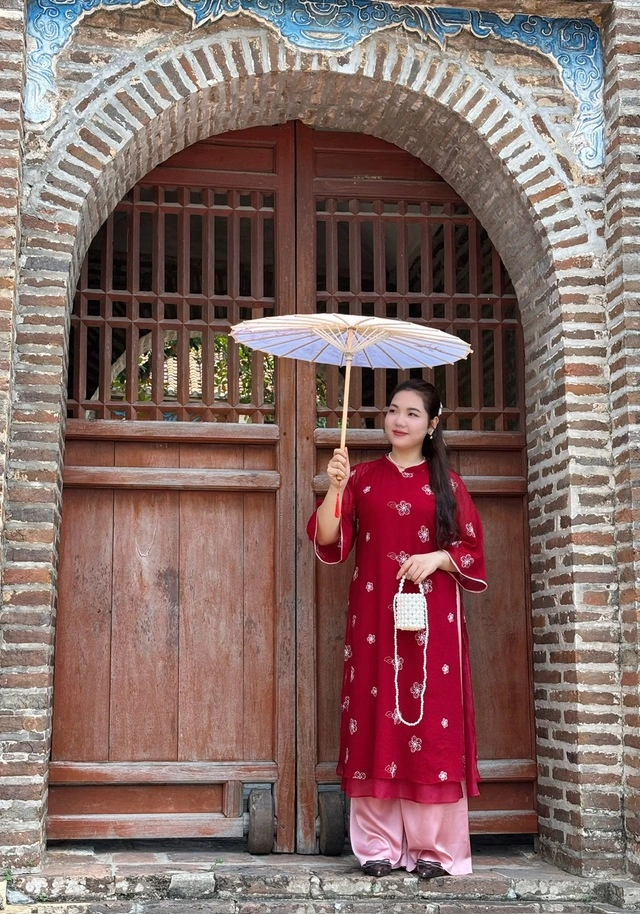 Áo dài bigsize dành riêng cho cô nàng ngoại cỡ-6.webp