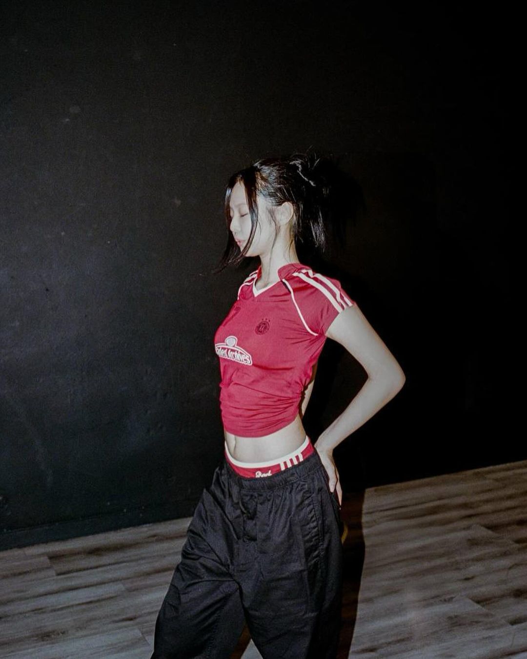 Áo Jersey trở thành musthave item của các thần tượng Kpop-2.jpg