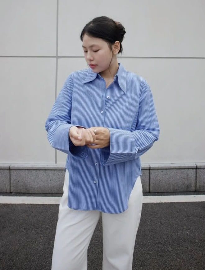 Áo sơ mi kẻ sọc luôn là lựa chọn thời thượng nhất-2.webp