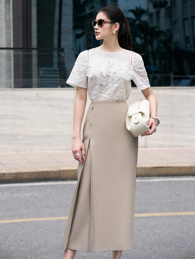 Áo và chân váy tưởng giản đơn mà đẹp bất ngờ-7.webp