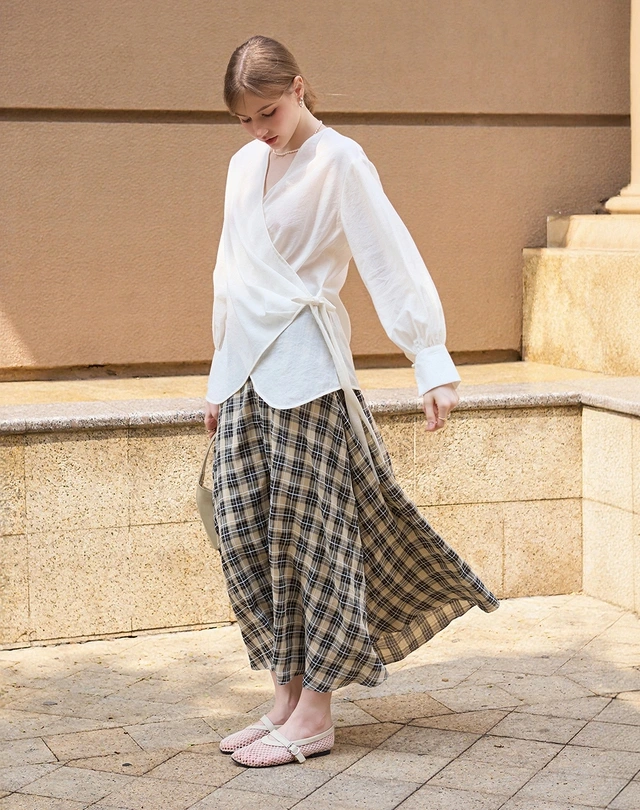 Áo và chân váy tưởng giản đơn mà đẹp bất ngờ-8.webp