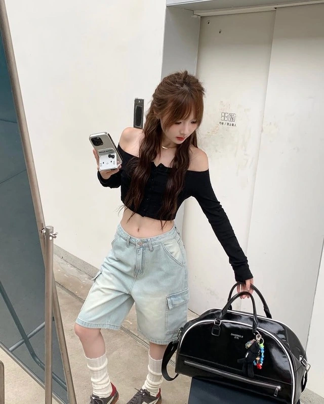 Cá tính cho phong cách dạo phố với quần jeans lửng-3.webp