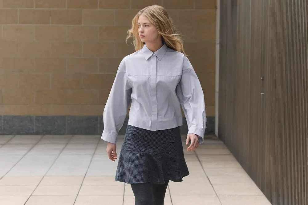 Cảm hứng hiện đại trong từng chuyển động của BST Uniqlo C được khắc họa bởi GĐST Clare Waigh...webp