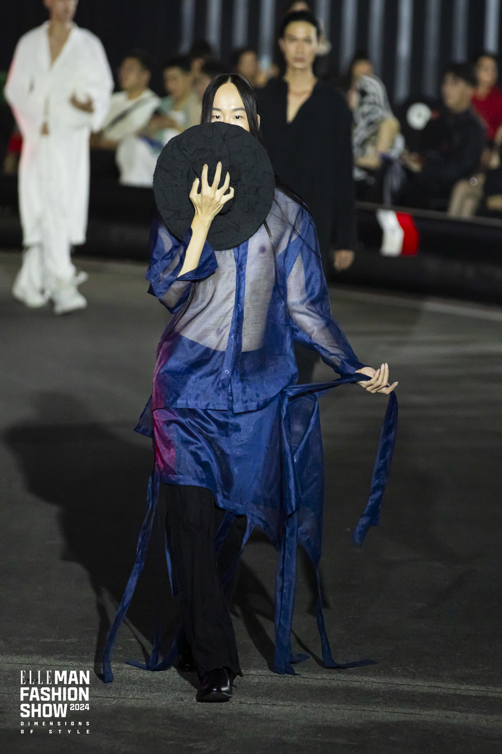 Cận cảnh Bitis tiếp sức chuyển động tại ELLEMan Fashion Show 2024-11.jpg