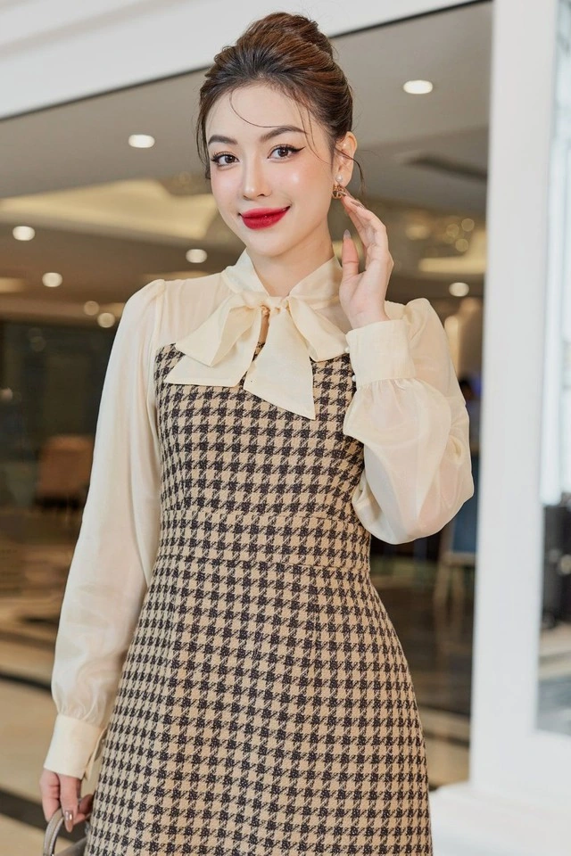 Cân mọi phong cách từ dịu dàng đến cá tính với họa tiết gingham-5.webp