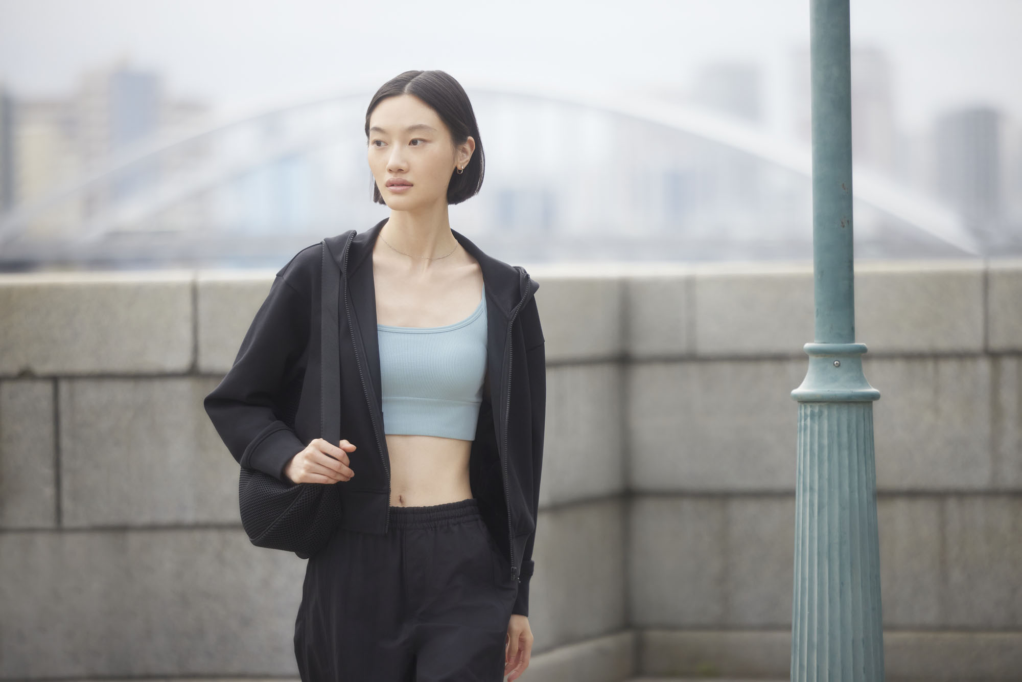 Cùng BTV ELLE trải nghiệm cảm giác tự do mỗi ngày cùng Bra Top của UNIQLO-8.jpg