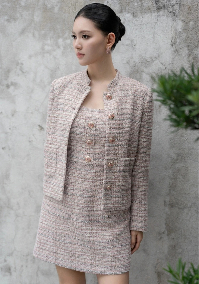 Đầm dự tiệc đơn sắc cách gây ấn tượng ngay từ cái nhìn đầu tiên-10.webp