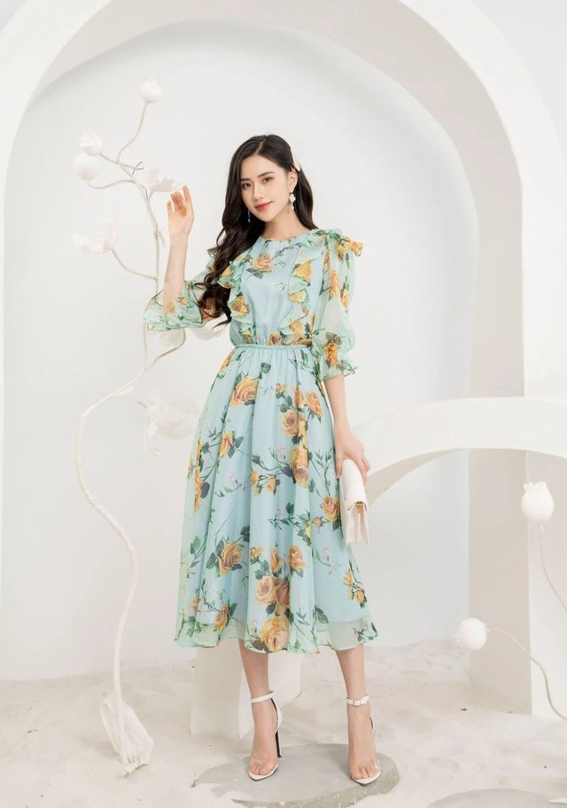 Đầm hoa lựa chọn thời thượng cho mùa hè sôi động-2.webp