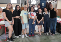 Môn học ngành thời trang đưa sinh viên từ lớp học đến với bản làng