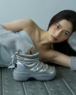 Các thương hiệu giày thể thao cũng không thể bỏ qua xu hướng “balletcore”