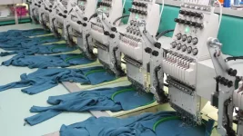 Kiểm tra chất lượng thêu trong ngành may mặc