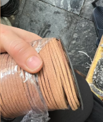 E muốn mua dây da như hình bác nào có ib e ạ