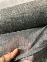 Keo giấy hạt keo đều dễ ủi dính chắc khó bong tróc khi giặt