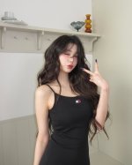Học sao Hàn 5 lối phố item hai dây gợi cảm và thời thượng