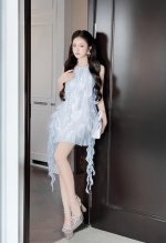 Bồng bềnh cùng những chi tiết bèo nhún điệu đà