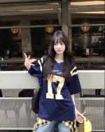 Đơn giản mà vẫn phong cách với áo thun oversized