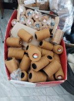 Chỉ sợi to màu vàng bò may quần jean