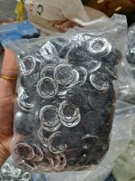 Nút hoa như hình mới đẹp cỡ 2,1cm+2,5cm