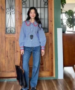 Diện mạo tươi trẻ, nổi bật cùng quần jeans và sơ mi họa tiết Gingham