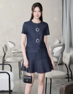 Chân váy denim, lựa chọn thông minh cho tiết trời đầu thu