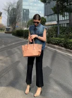 Áo gile denim, lựa chọn mới lạ cho những ngày gió thu