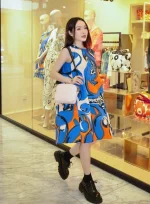 Biến hóa phong cách với thời trang đa sắc