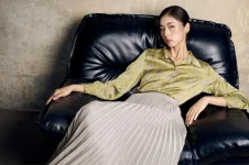 Sơ mi trơn, sơ mi họa tiết là điểm nhấn khó quên cho phong cách thanh lịch