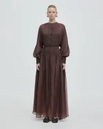 Phong cách không mùa, đậm chất lãng mạn với gam màu trung tính