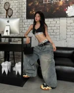 Áo bra thể thao chinh phục phong cách thường nhật