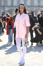 Tái hiện phong cách quý cô Pháp Parisian cùng áo polo cổ điển