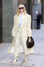 Best Fit Wins: Elle Fanning đem loạt mốt Xuân-Hè 2026 vừa rời sàn diễn đến trời Đông New York