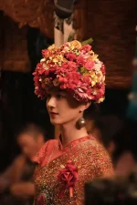 Hoá mỹ nhân với trào lưu hoa cài tóc của Triệu Lệ Dĩnh và Lưu Diệc Phi