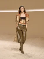 BST Hermès Xuân-Hè 2026: “Dây cương buông lơi” lạt mềm buộc chặt