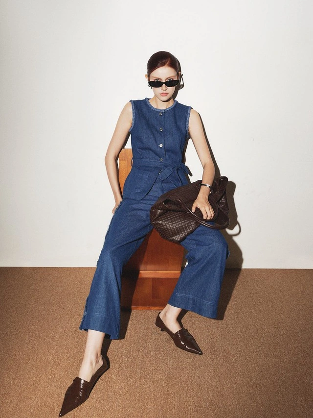 Denim tweed và những chất liệu hàng đầu cho mùa thu đông 2025-3.webp