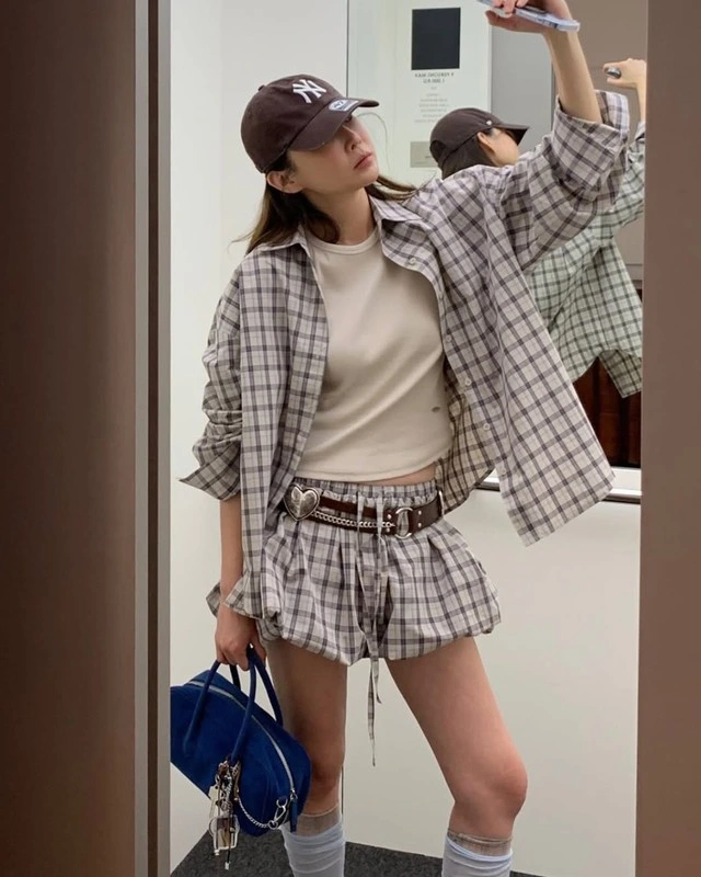 Diện áo khoác sơ mi ngày hè-5.webp