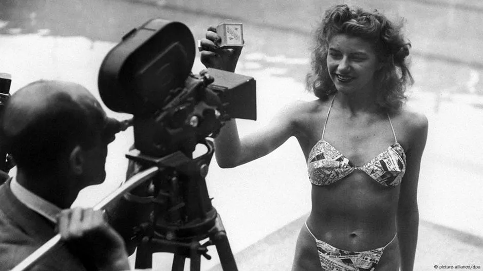 ELLE Stylepedia Thập niên 40 Từ áo giáp thép đến giấc mơ New Look diễm lệ-6.webp