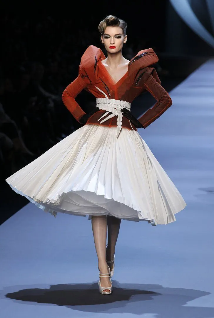 ELLE Stylepedia Thập niên 50 Phục hưng thanh lịch và dấu ấn thời thượng của Elegance America...webp