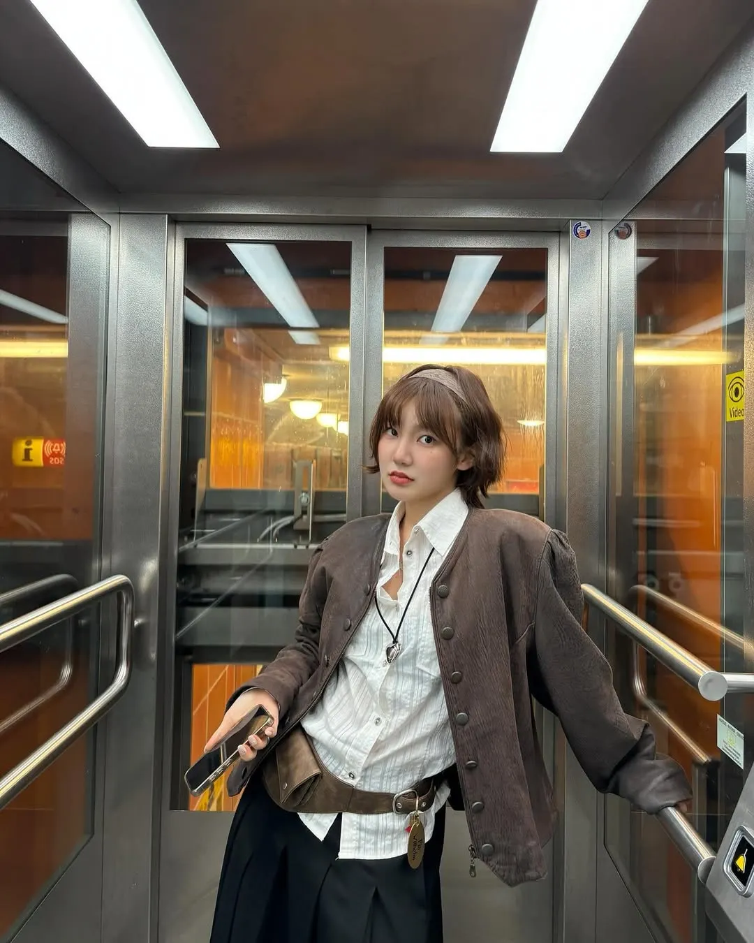 Fashionista ngầm Lee Eun Saem thu hút từ màn ảnh đến đời thường-5.webp