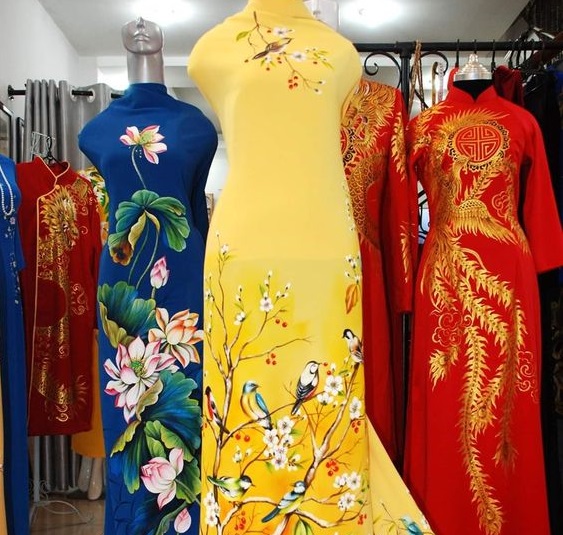 HƯỚNG DẪN VẼ TRÊN ÁO DÀI-5.jpg