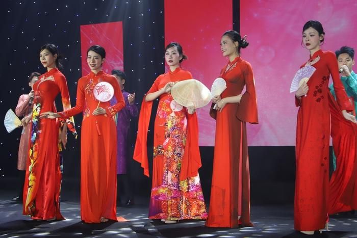 Kể câu chuyện áo dài qua 5 chủ đề đặc sắc-10.jpg