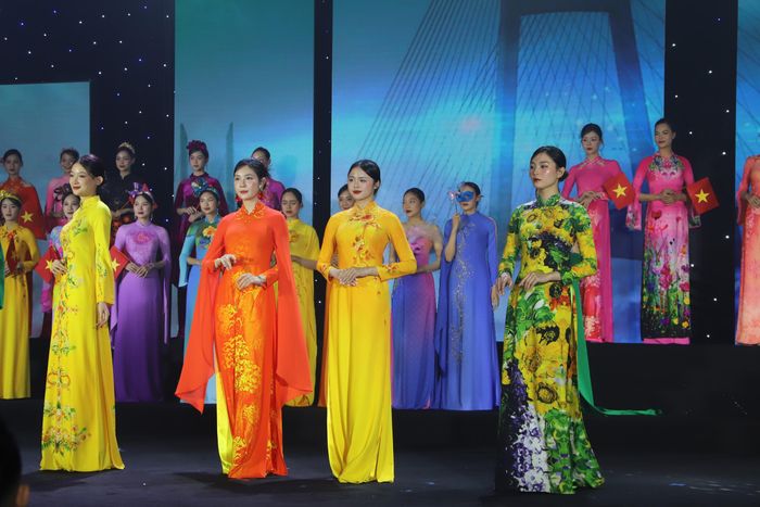 Kể câu chuyện áo dài qua 5 chủ đề đặc sắc-5.jpg